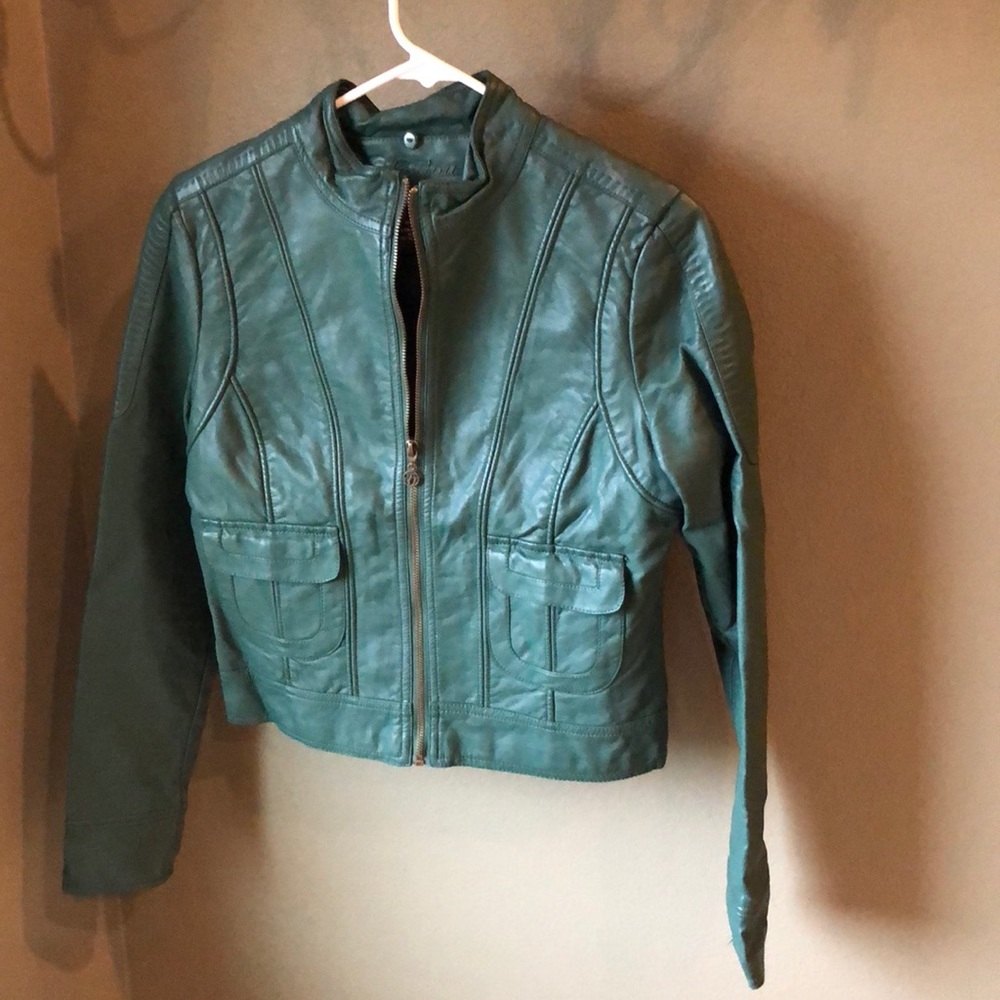 60% polyurethane, 40% varicose Moto Jacket
